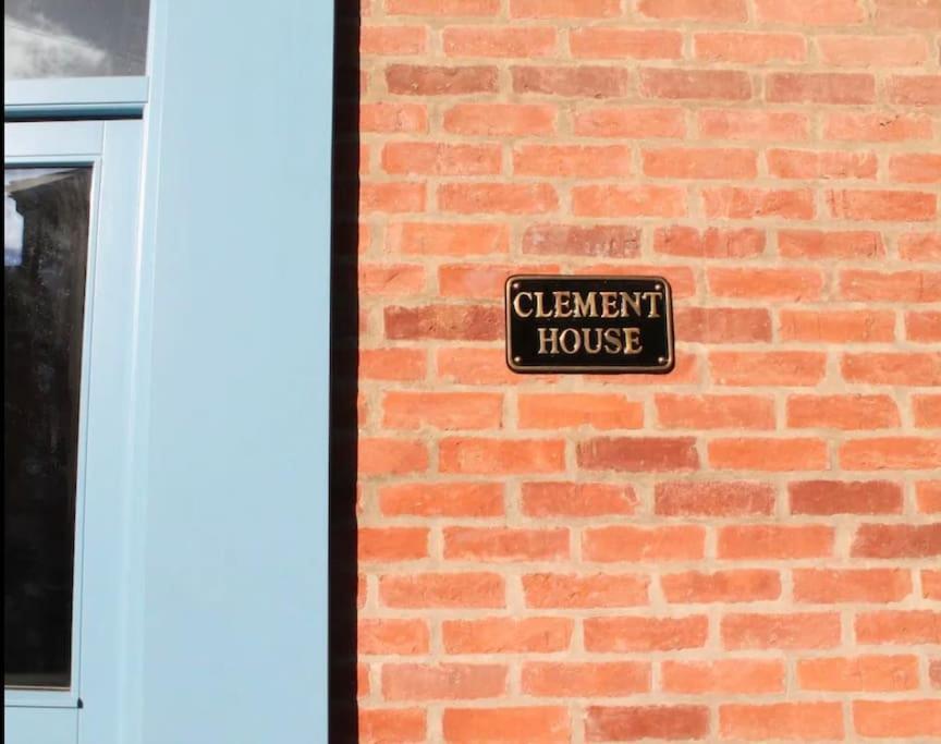 No.1 Clement House Apartment Йорк Екстериор снимка