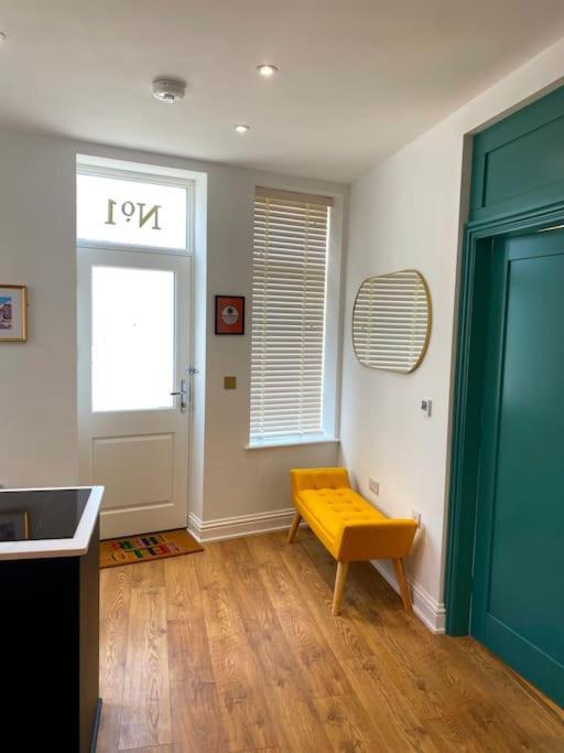 No.1 Clement House Apartment Йорк Екстериор снимка
